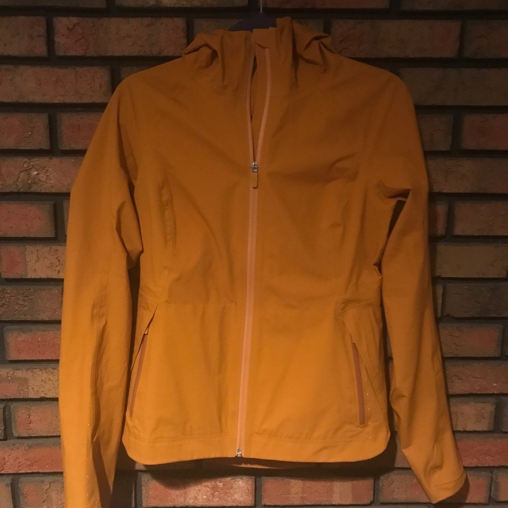 Lululemon The Rain is Calling II Jacket